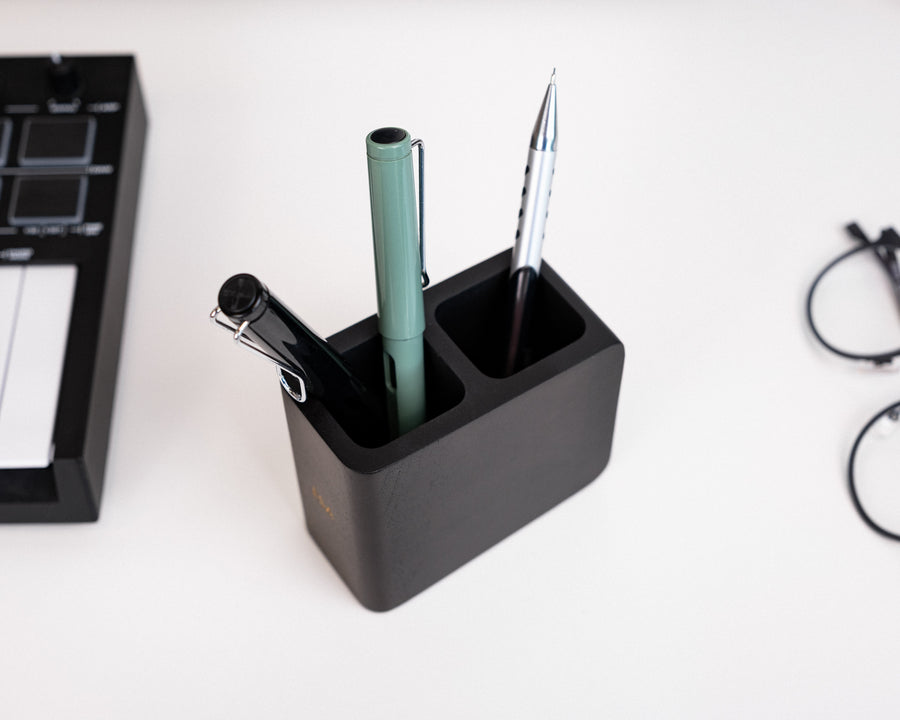 Pen holder