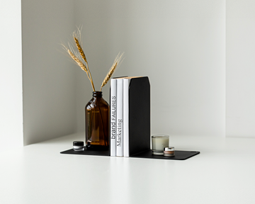 Metal bookend