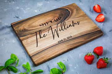 Personalized cutting board - bridal shower gift 👰🚿