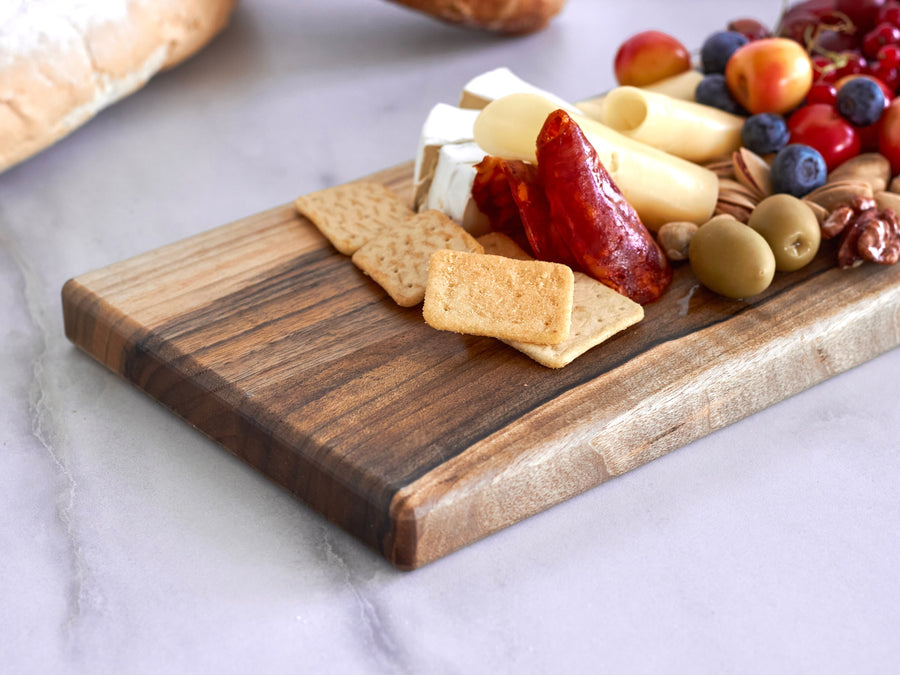 Oak Charcuterie board & Cheese label